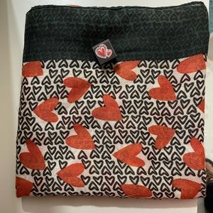 2/$20💕Scarf & earrings